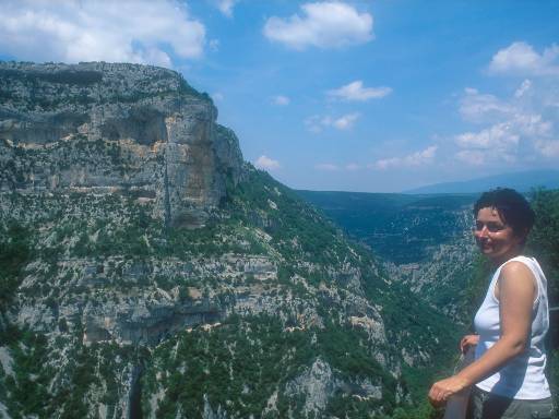 [thumbnail of Picture 16]