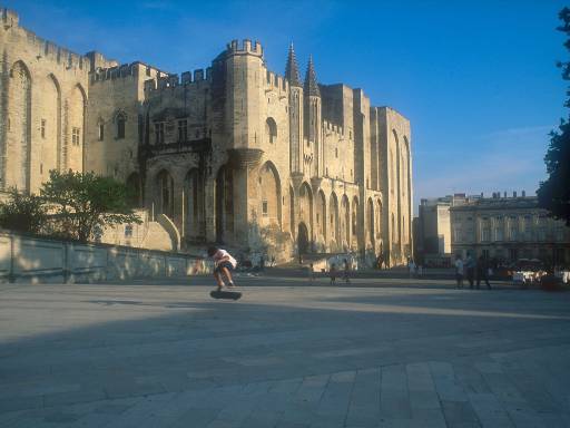 [thumbnail of Picture 27]