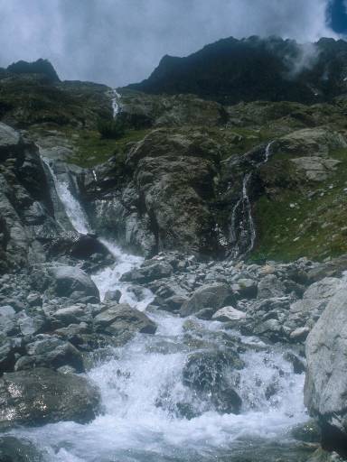 [thumbnail of Picture 11]