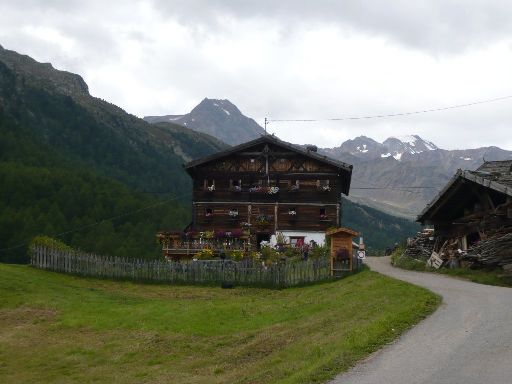 Image1020098.web.jpg