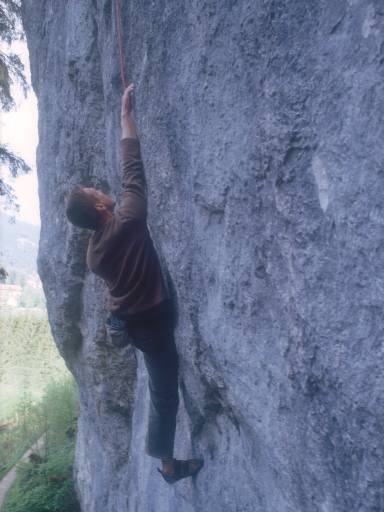 [thumbnail of Picture 10]