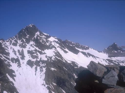 [thumbnail of Picture 15]